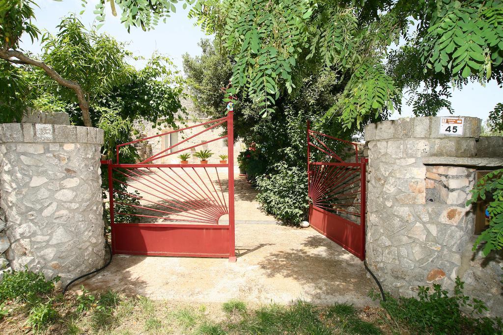 Trulli Convertini Locorotondo Δωμάτιο φωτογραφία