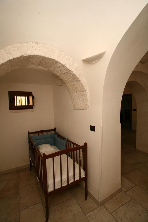 Trulli Convertini Locorotondo Δωμάτιο φωτογραφία
