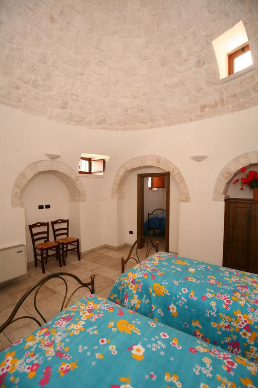 Trulli Convertini Locorotondo Δωμάτιο φωτογραφία